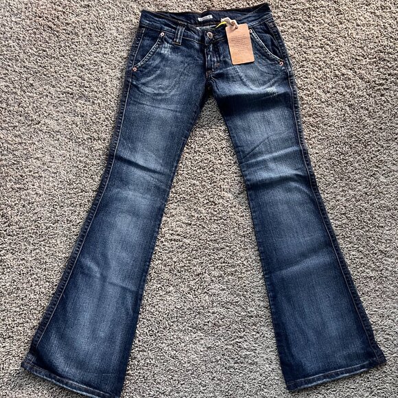 NWT Frankie B Jeans Size 0 Butterfly Embroidered Flare Y2K Low Rise Denim - Picture 2 of 2